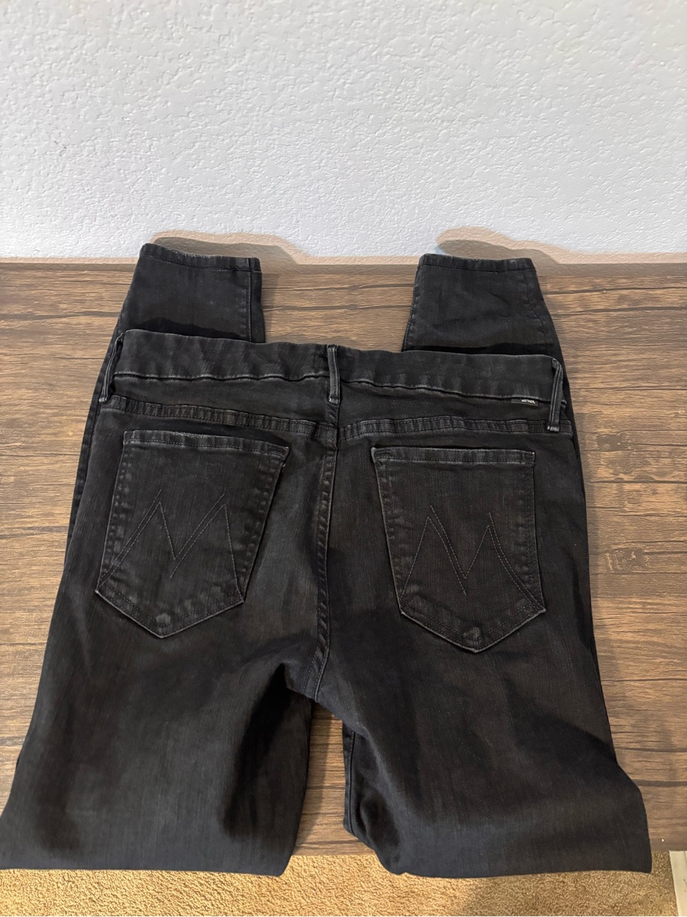 MOTHER black jeans size waist 31 - Picture 2 of 4